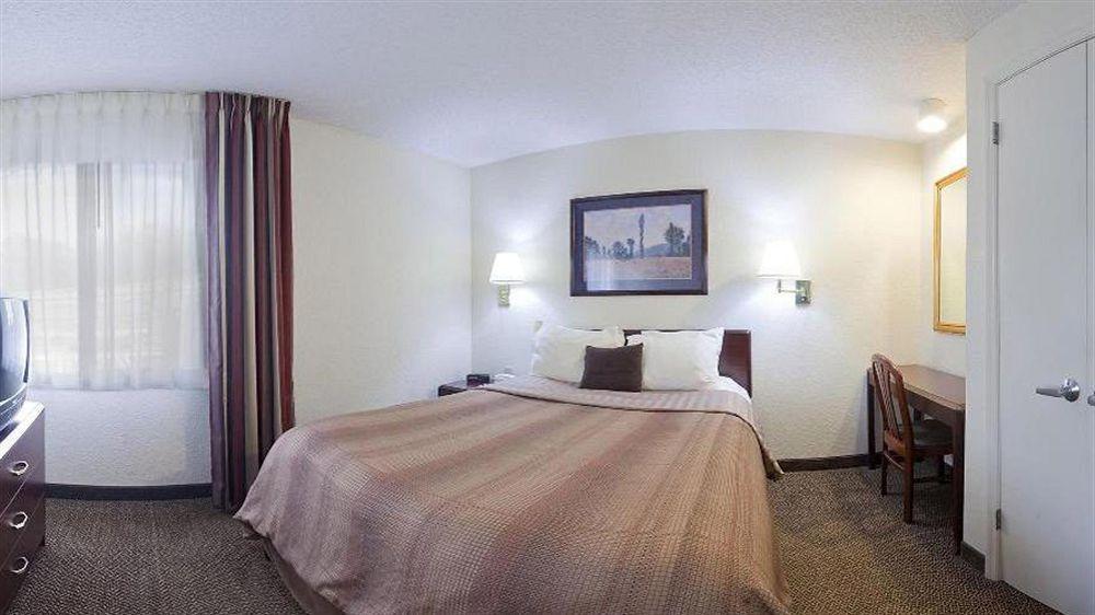 Sonesta Simply Suites Birmingham הובר מראה חיצוני תמונה